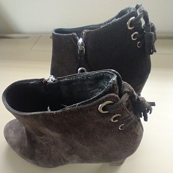 THE ORIGINAL CAR SHOE By PRADA Brown Suede Size 39.5 EU 9 US Ankle Boots Italy - Picture 4 of 8